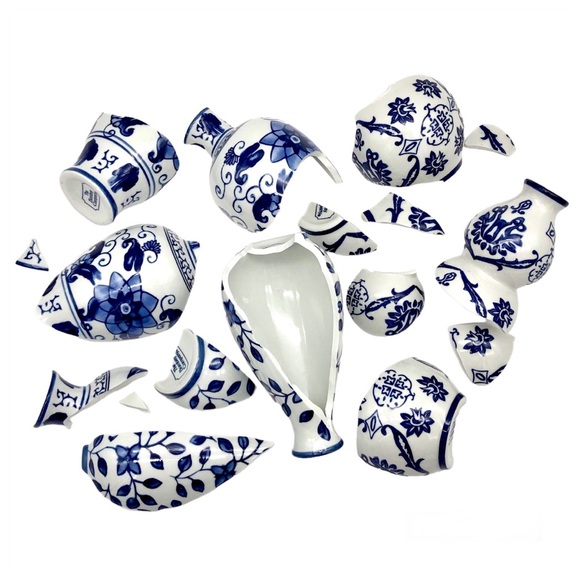 Kintsugi Vase Set Bombay Blue and White Porcelain Gold Crack Growth Gift - Picture 4 of 17